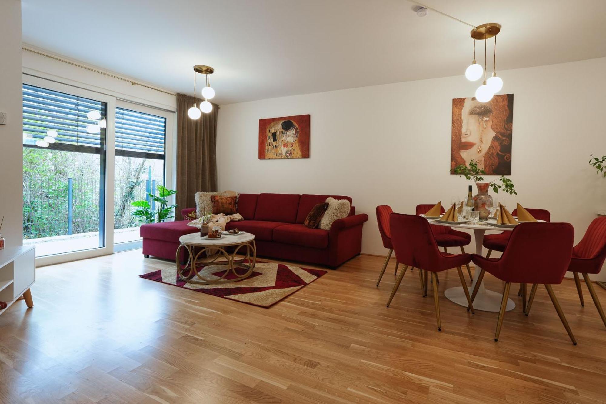 Apartment In Style At 